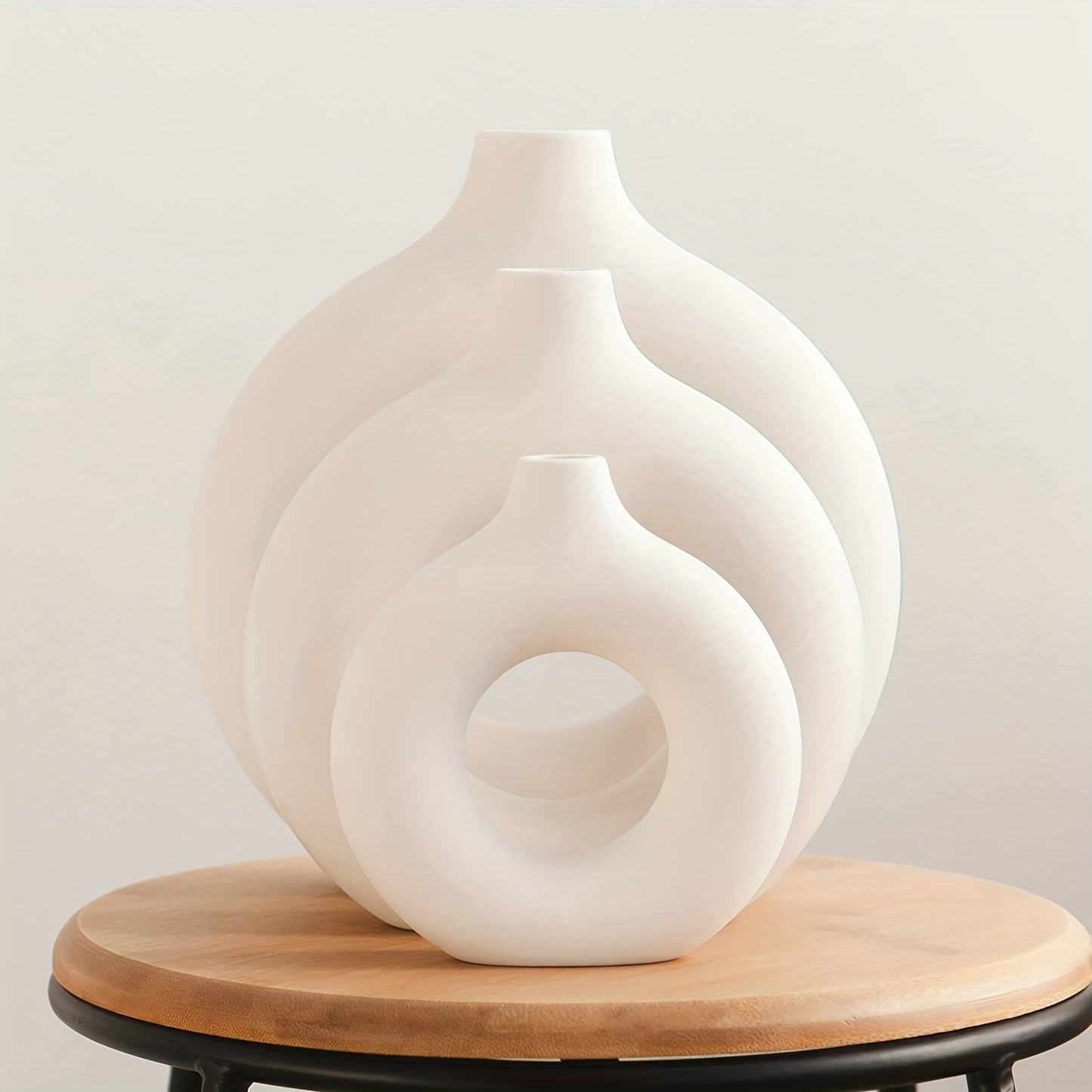 1pc Contemporary Ceramic Vase, Round Circle Design, Creative Ceramic Craft, Living Room Decor, Cross-Border Bestseller, 5.12*5.51inch Decorative Flower Vase
