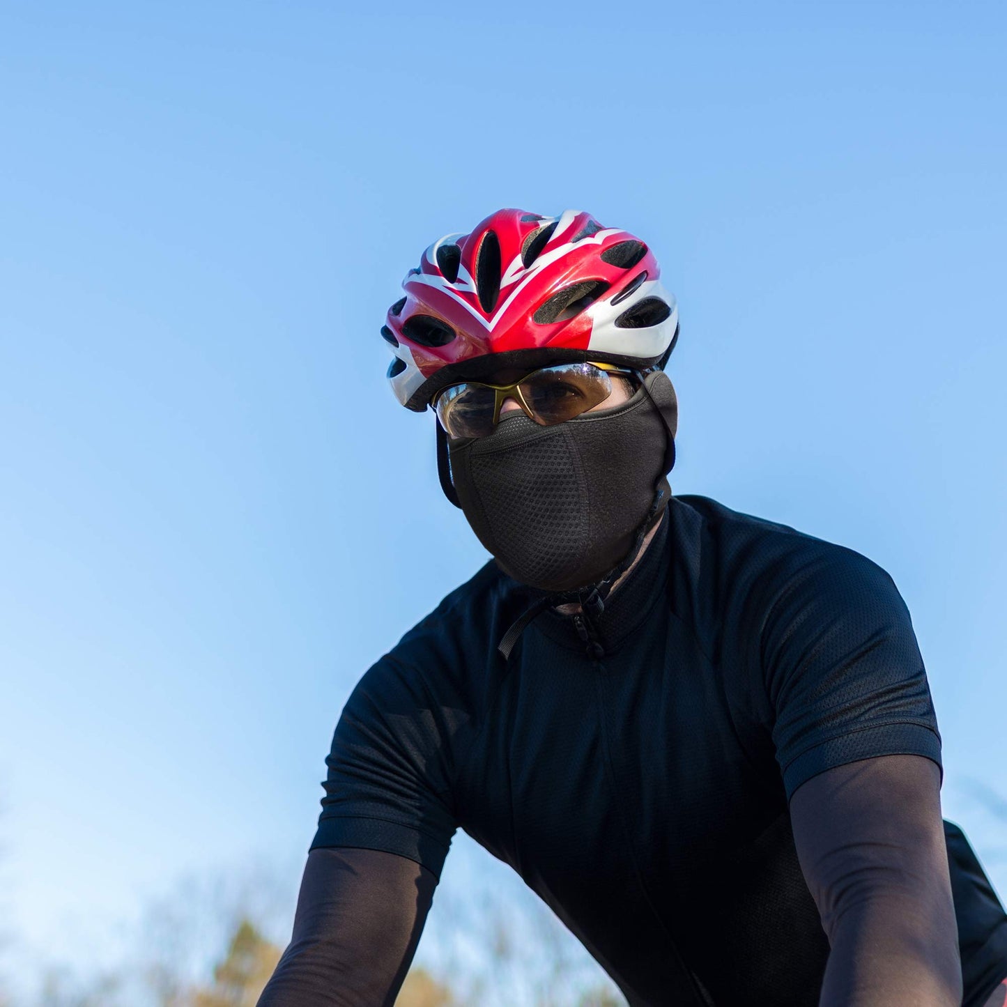 Stay Warm and Comfortable During Winter Activities with this Men's Half Face Mask with Earmuffs!