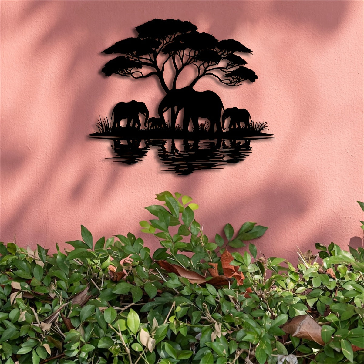 [Elegant Metal Elephant Family] 1pc Elegant Art Deco Metal Elephant Family Wall Art - 15.75"x13.19" Nature-Inspired Animal Silhouette Hanging Ornament - Ideal for Home, Patio, Balcony, and Holiday Decor