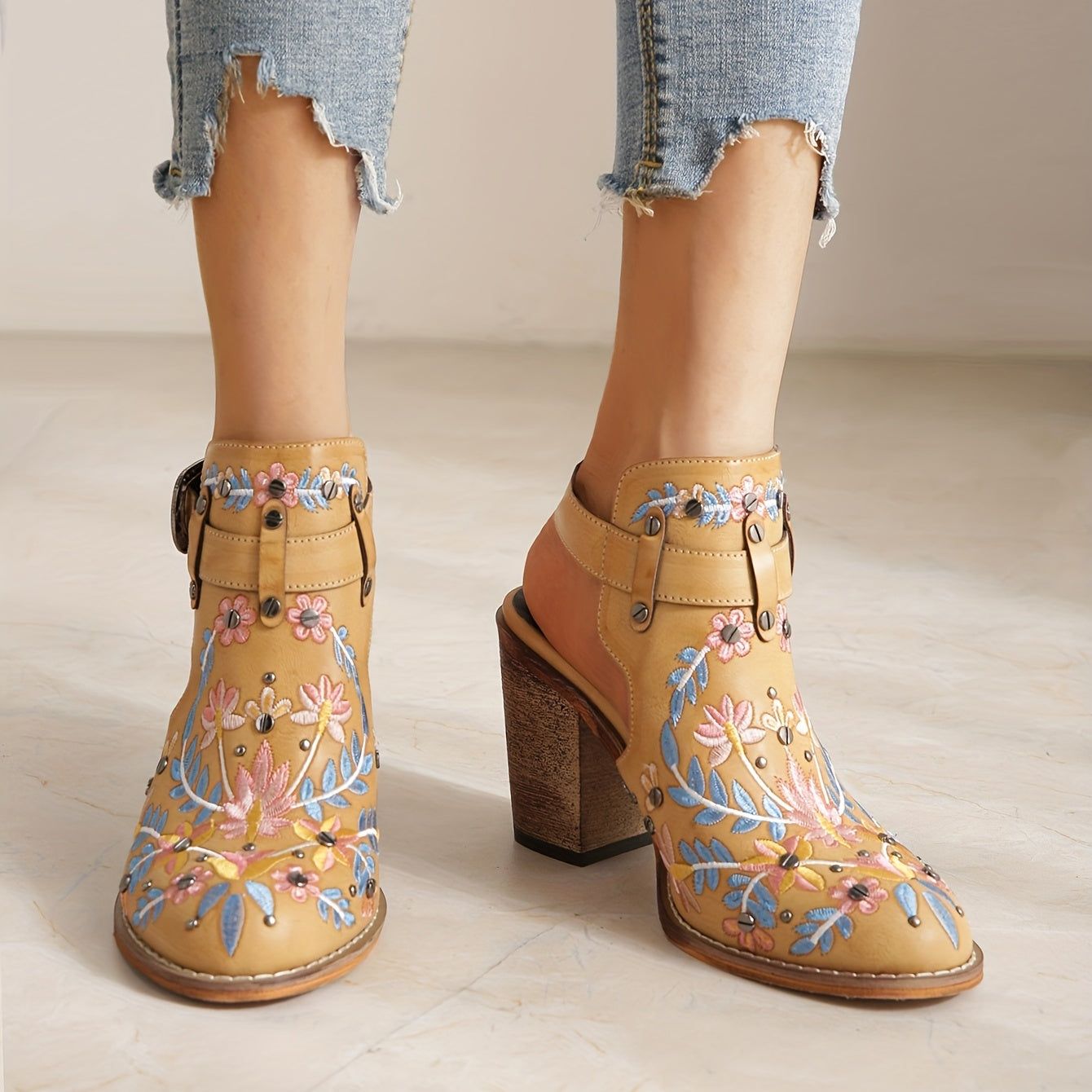 [New, Chunky Heel Boots] 2025 New Chunky Heel Ankle Boots | Women's Pointed Toe Floral Vintage Style with Comfortable Open Back Strap
