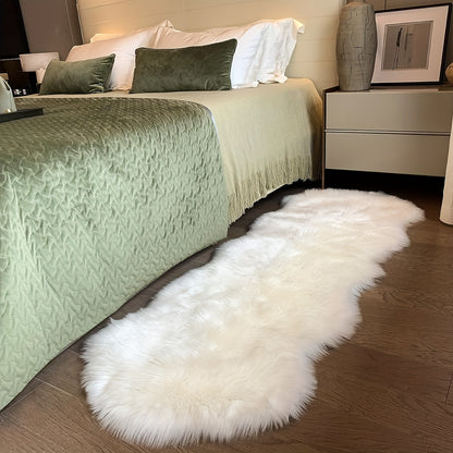 1pc Soft and Fluffy Sheepskin Carpet - Non-slip Artificial Fur Carpet for Bedroom, Living Room and Game Room - Washable and Durable - Very Suitable for Home Decoration and Dormitory