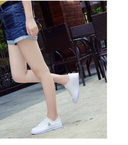 [Casual Canvas Shoes] White Women's Casual Round Toe Solid Color Canvas Shoes | Flat Bottom, PVC Sole, Fabric Upper And Insole, Hand Wash, No Dry Clean, Spring, Autumn, All Season 2022