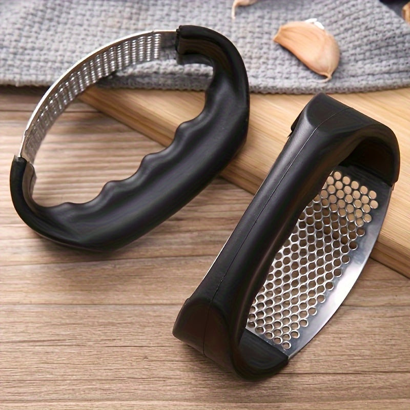 Stainless Steel Manual Garlic Press with Ergonomic Black Handle - Multi-Functional Kitchen Tool for Crushing Garlic, No Electricity Needed, Durable & Easy to Clean, Garlic Crusher
