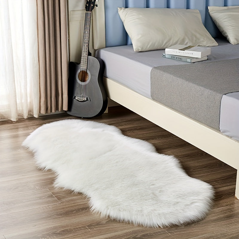 1pc Soft and Fluffy Sheepskin Carpet - Non-slip Artificial Fur Carpet for Bedroom, Living Room and Game Room - Washable and Durable - Very Suitable for Home Decoration and Dormitory