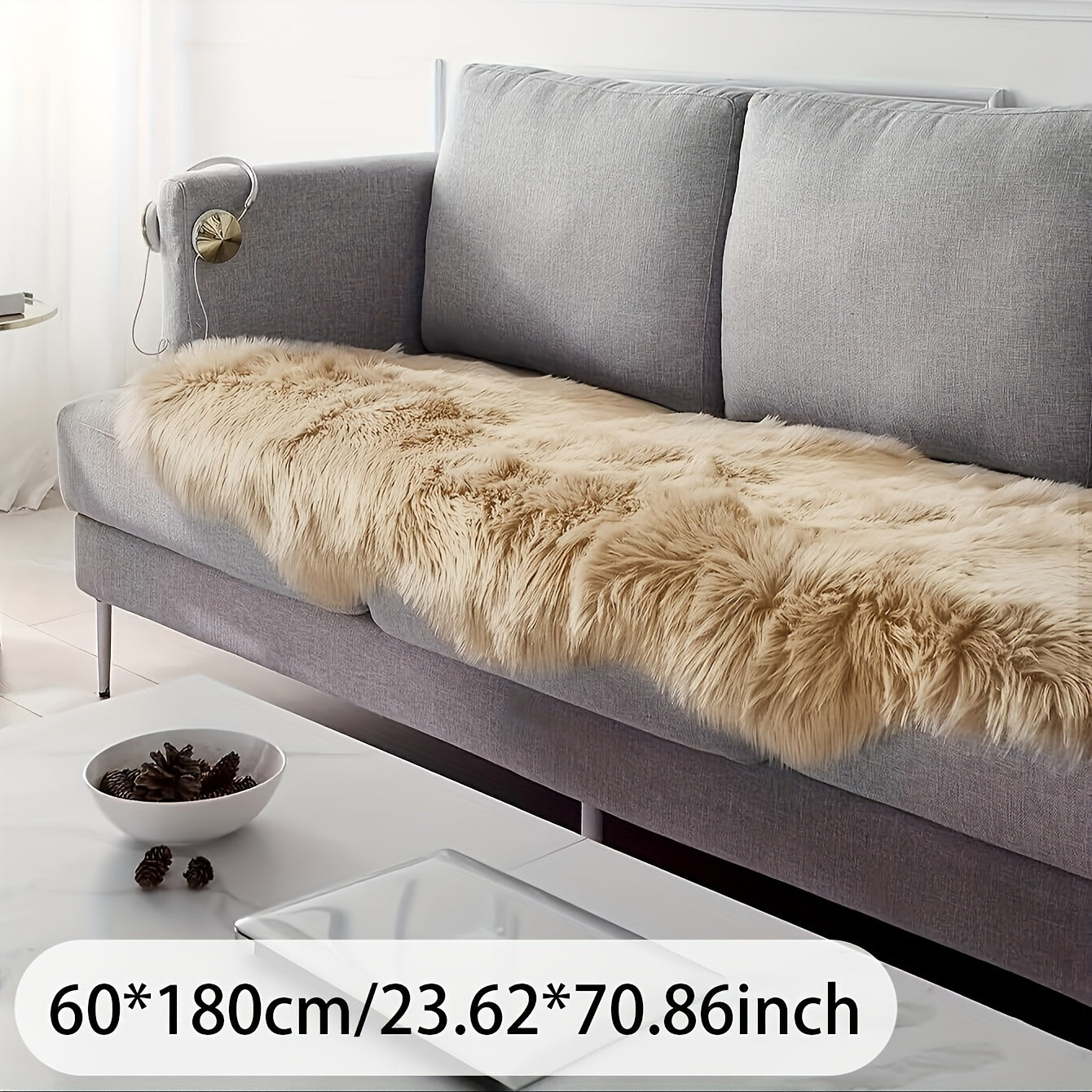 1pc Soft and Fluffy Sheepskin Carpet - Non-slip Artificial Fur Carpet for Bedroom, Living Room and Game Room - Washable and Durable - Very Suitable for Home Decoration and Dormitory