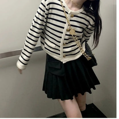 Stripe Knitted Cardigan Women Spring Autumn O-neck Single Breasted Long Sleeve Crop Tops Fashion Casual Chic Female Sweaters