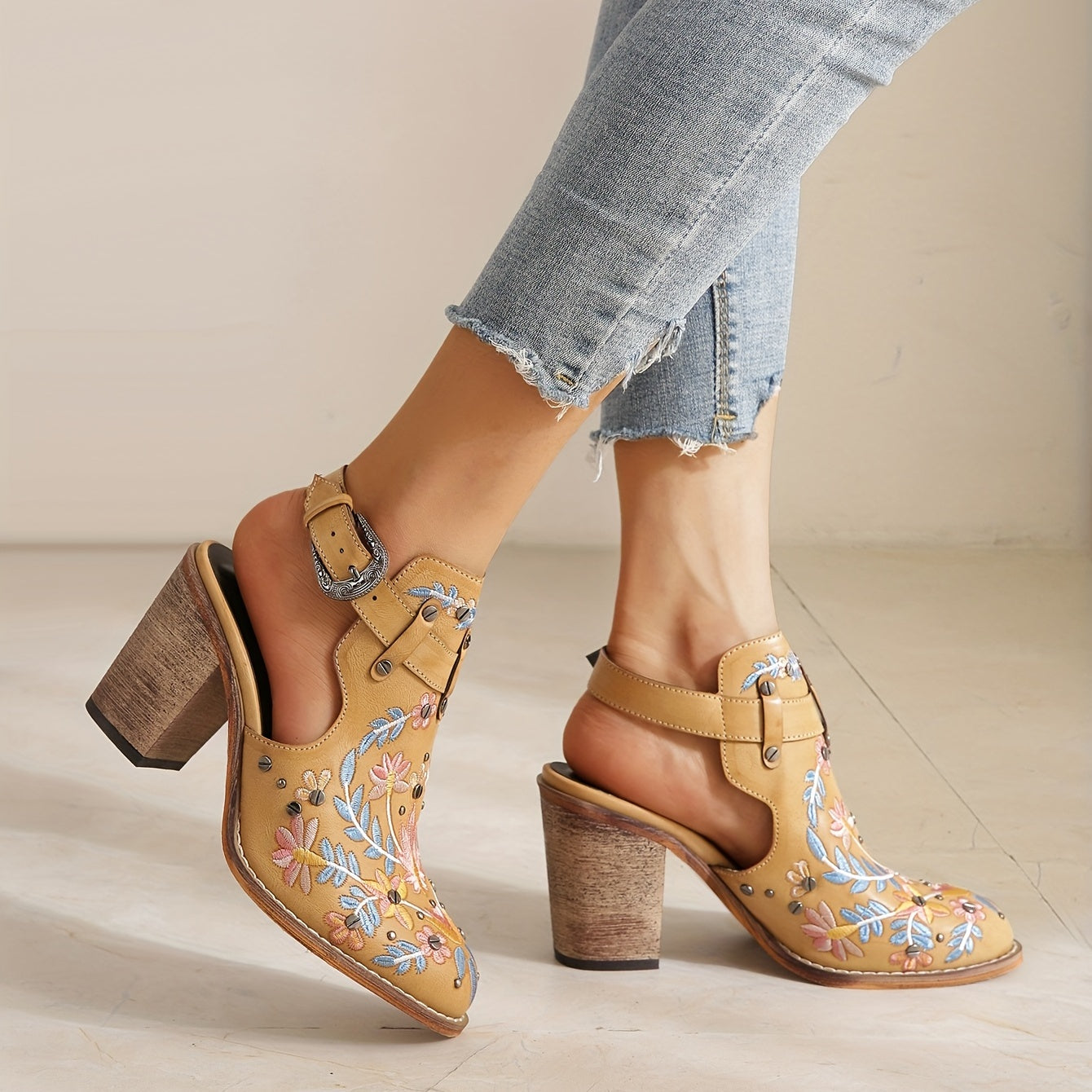 [New, Chunky Heel Boots] 2025 New Chunky Heel Ankle Boots | Women's Pointed Toe Floral Vintage Style with Comfortable Open Back Strap