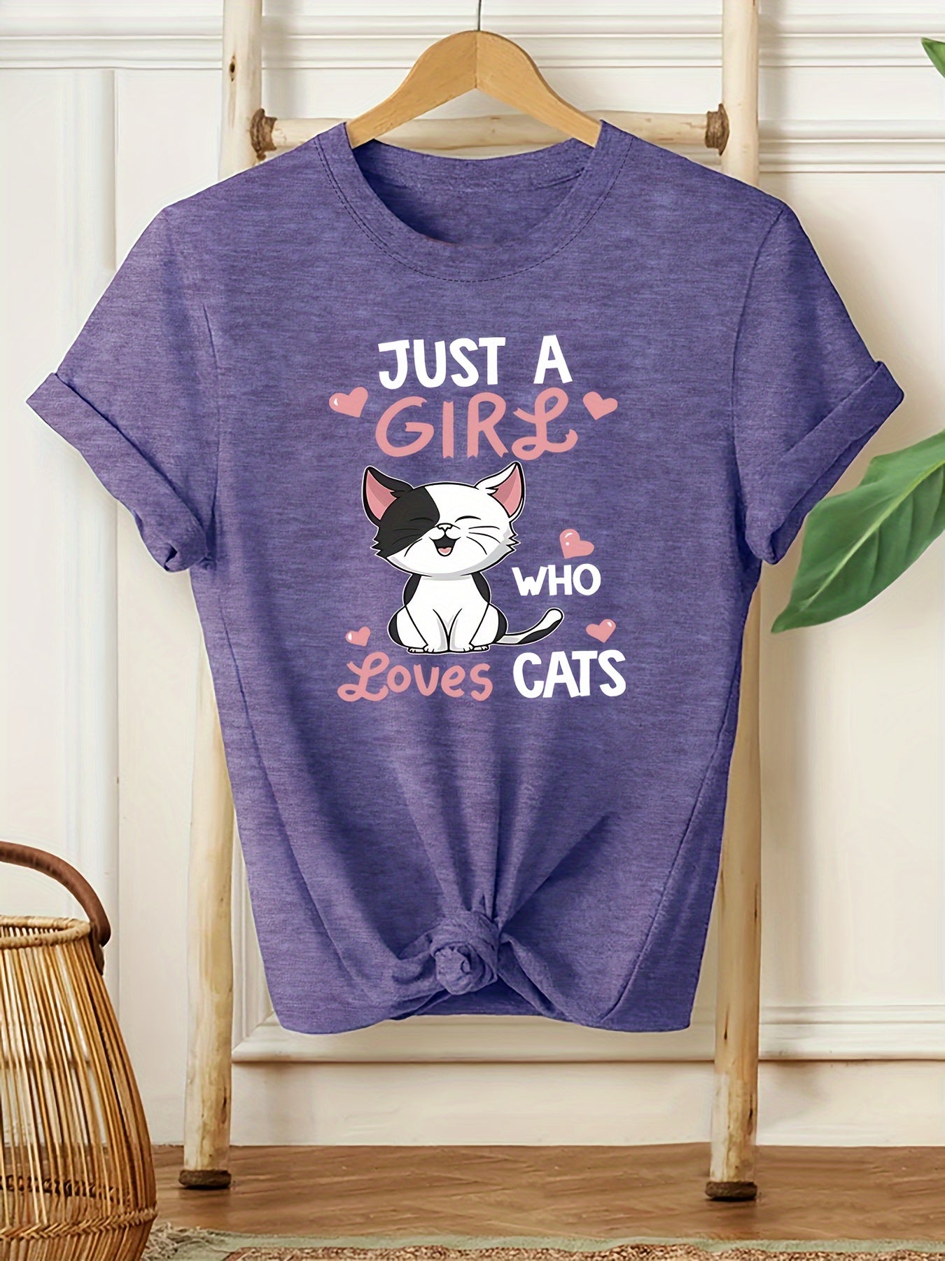 [Cute Cat Tee] Soft Casual Women's Cat Lover Graphic Tee | Cute Cartoon Kitten with Hearts & "Just a Who Loves Cats" Text, Machine Washable All-Season Shirt, Nontransparent Material